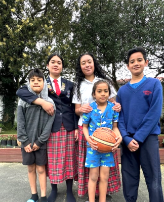 NZ election 2023: First time Pacific voters want their voice heard Avinis Siasau Ma'u with her family