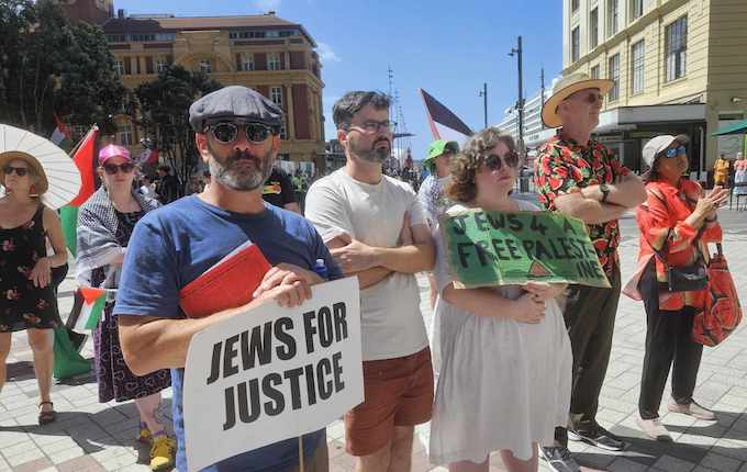 Three "Jews for Free Palestine"