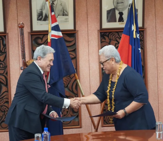 New Zealand Foreign Minister Winston Peters with Samoan Prime Minister Fiamē Naomi Mataʻafa