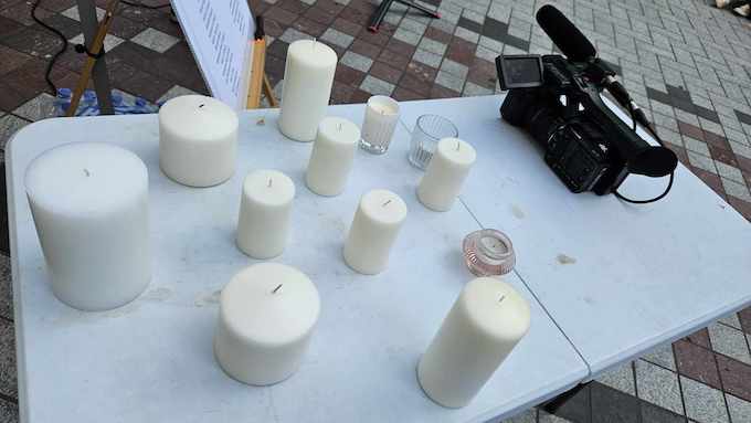 Candles for the Palestinian journalists