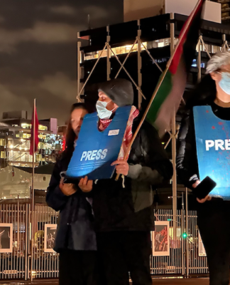 Palestine protesters call for Gaza press ‘solidarity’ at NZ media awards Palestinian protesters at the media vigil tonight calling for solidarity with the Gazan journalists