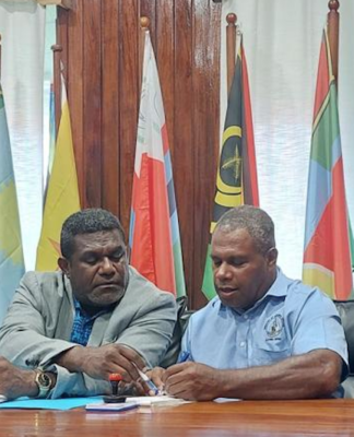 Vanuatu's Elections Minister Johnny Koanapo