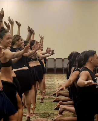 Cook Islands dancers in rehearsal