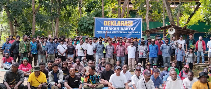 A massive crowd at the launch of the new West Papuan "liberation front"