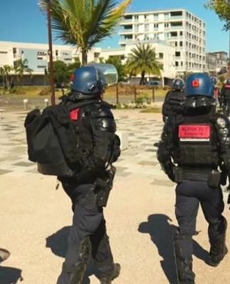 French gendarmes deployed in Dumbéa on June 24