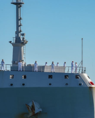 HMNZS Aotearoa, which returns this year, sails into Hawai'i’s Pearl Harbour
