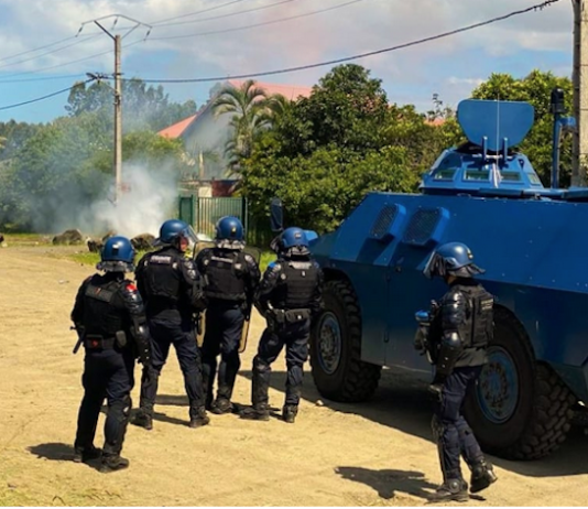 French security forces operating in the New Caledonian village of Saint Louis