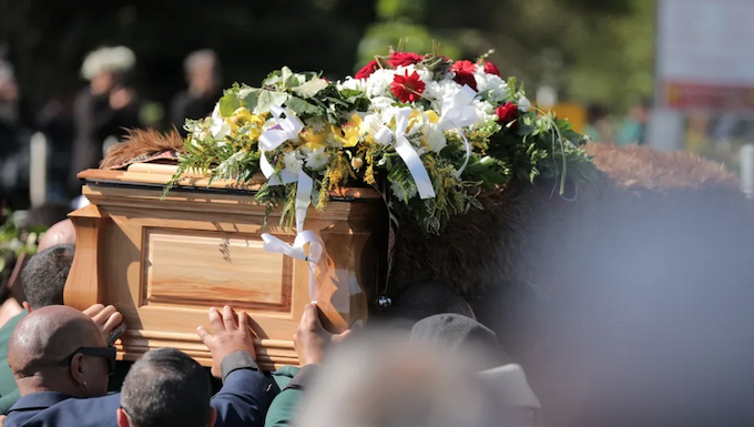 Kiingi Tuheitia is laid to rest at Taupiri maunga