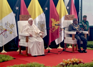 Pope Francis pictured with PNG Governor-General Sir Bob Dadae