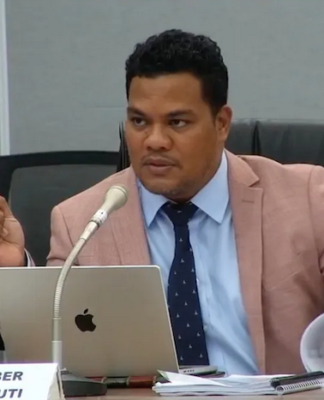 Tuvalu's Transport, Energy, and Communications Minister Simon Kofe