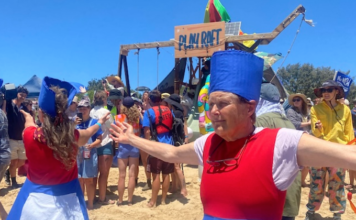 Rising Tide Newcastle coal port protest protesters on Sunday