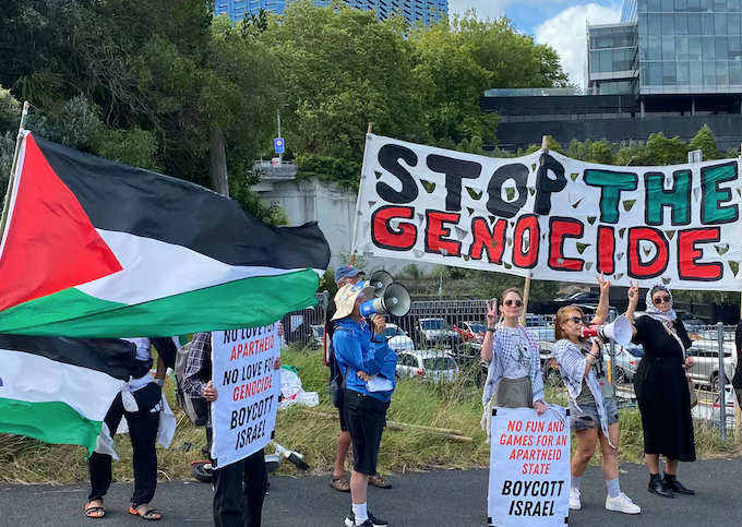 Today's ASB Tennis Classic protest against Israel's genocide in Gaza 