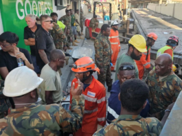 Vanuatu local authorities have been working around the clock since Tuesday to try to locate and rescue people trapped in the Port Vila rubble left by the magnitude 7.3 earthquake this week