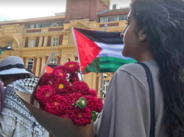 A bouquet for the Gaza ceasefire in Auckland's Te Komititanga square today