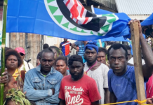 People waiting to vote in Bougainville’s capital Buka during the referendum on independence in 2019