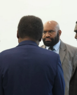 PNG Prime Minister James Marape (left) and Bougainville President Ishmael Toroama (right)