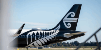 Air New Zealand is resuming its Auckland-Nouméa service