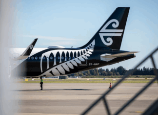 Air New Zealand is resuming its Auckland-Nouméa service