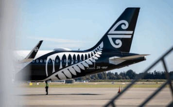 Air New Zealand is resuming its Auckland-Nouméa service