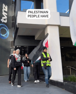 ‘Dead weight comes to mind’ when thinking about Gazan parents and genocide A deputation from Palestine supporters take a letter to TVNZ management on World Press Freedom Day