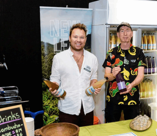 Vibes Kava co-founders Charles Byram (left) and Derek Hillen