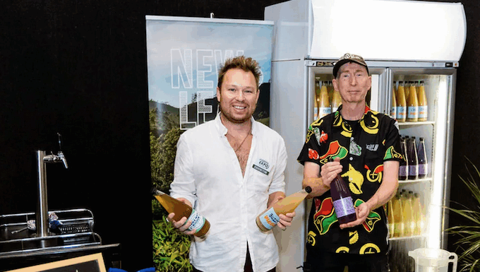 Vibes Kava co-founders Charles Byram (left) and Derek Hillen