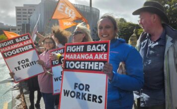 Fight back together for health workers