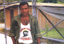 A PNG soldier guarding Bougainville's Panguna mine in 1989