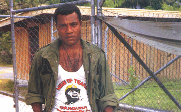 A PNG soldier guarding Bougainville's Panguna mine in 1989