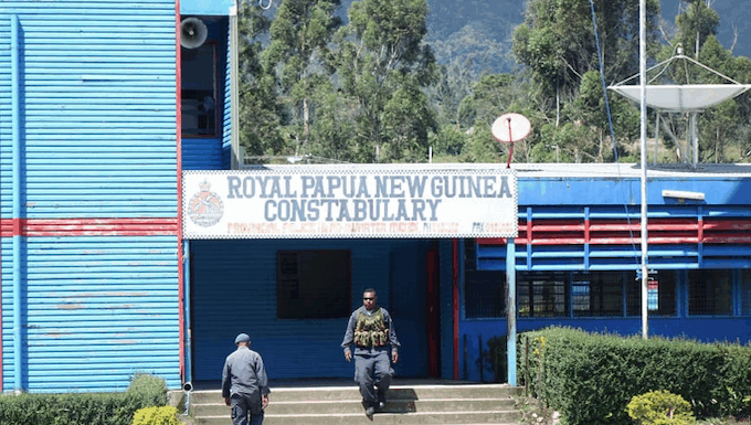 Chief Superintendent Clement Dala . . . PNG's courts and prisons are "completely overrun"