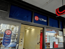 Ponsonby Post Office in Three Lamps