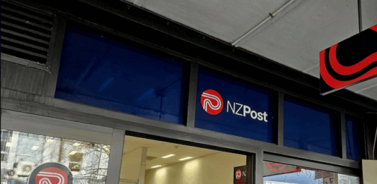Ponsonby Post Office in Three Lamps