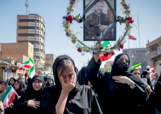 Protesters in Tehran DN 680wide Hundreds of thousands of Iranians have protested in Iran against Israel.