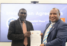 The Autonomous Bougainville Government President Ishmael Toroama (left) and PNG Prime Minister James Marape