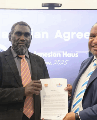 The Autonomous Bougainville Government President Ishmael Toroama (left) and PNG Prime Minister James Marape