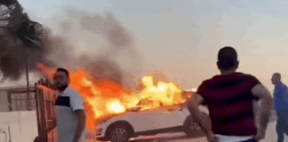 Zionist settllers attack Palestinian homes and cars at the village of Kafr Malik, northeast of Ramallah, in the occupied West Bank