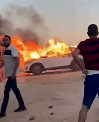 Zionist settllers attack Palestinian homes and cars at the village of Kafr Malik, northeast of Ramallah, in the occupied West Bank
