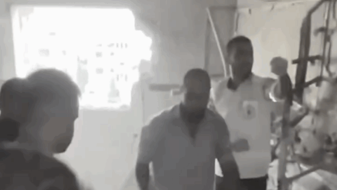 The West is in panic as Israel’s plan for ‘full control’ of Gaza heralds a new Nakba First responders carry the bodies of several children