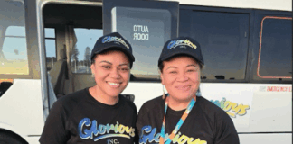 Glorious Tour is run by sisters Louisa Tipene Opetaia (left) and Ama Mosese from Māngere