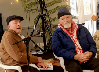 Journalists and activists Jeremy Rose and David Robie in conversation at the Aro Valley Peace Talks