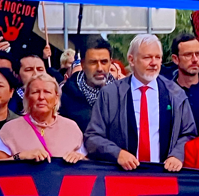 WikiLeaks founder Julian Assange at the Sydney Harbour Bridge humanitarian protest for Gaza today
