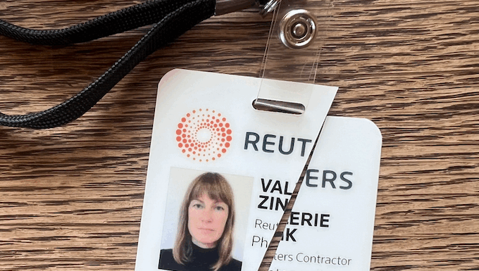 Photojournalist resigns from Reuters over its ‘betrayal of journalists’ in Gaza Resigned Reuters photographer Valerie Zink
