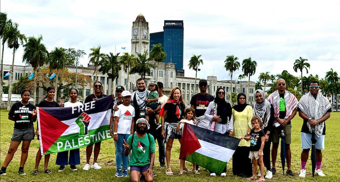 Fiji pro-Palestinian protesters in Albert Park, Suva, today marking UN Solidarity Day