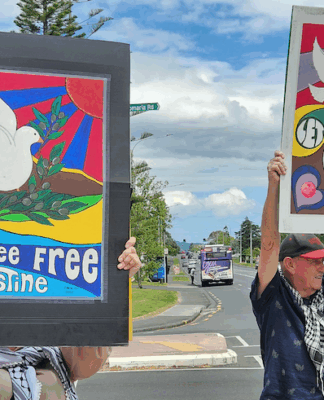 Gaza’s water supply turns poisonous as Israel’s genocide leaves toxic legacy "Let Gaza Live" says a placard in a New Zealand protest against the Israeli genocide and environmental devastation in West Auckland