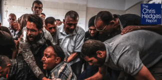 Palestinians mourn their relatives who were killed by the Israeli military in air strikes in spite of the Gaza ceasefire on 19 October 2025
