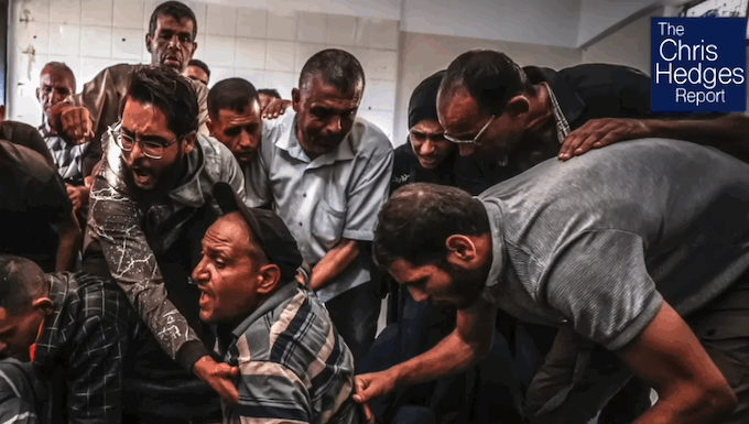Palestinians mourn their relatives who were killed by the Israeli military in air strikes in spite of the Gaza ceasefire on 19 October 2025