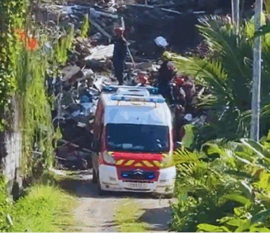 The Tahiti search operations involved about 200 emergency staff