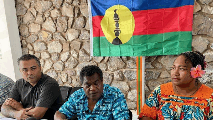 FLNKS president Christian Tein (centre) with Arnaud Chollet-Leakava and Laurie Humuni