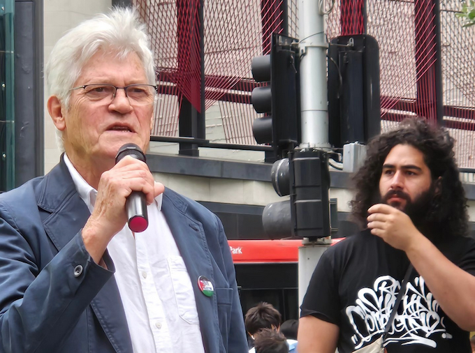 Dr Peter Wills APR 680wide Physicist and peace advocate Dr Peter Wills