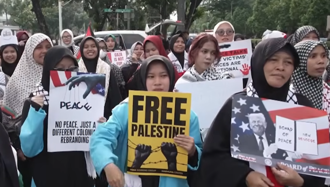 Many critics are saying the Trump plan could “sideline” the Palestinians